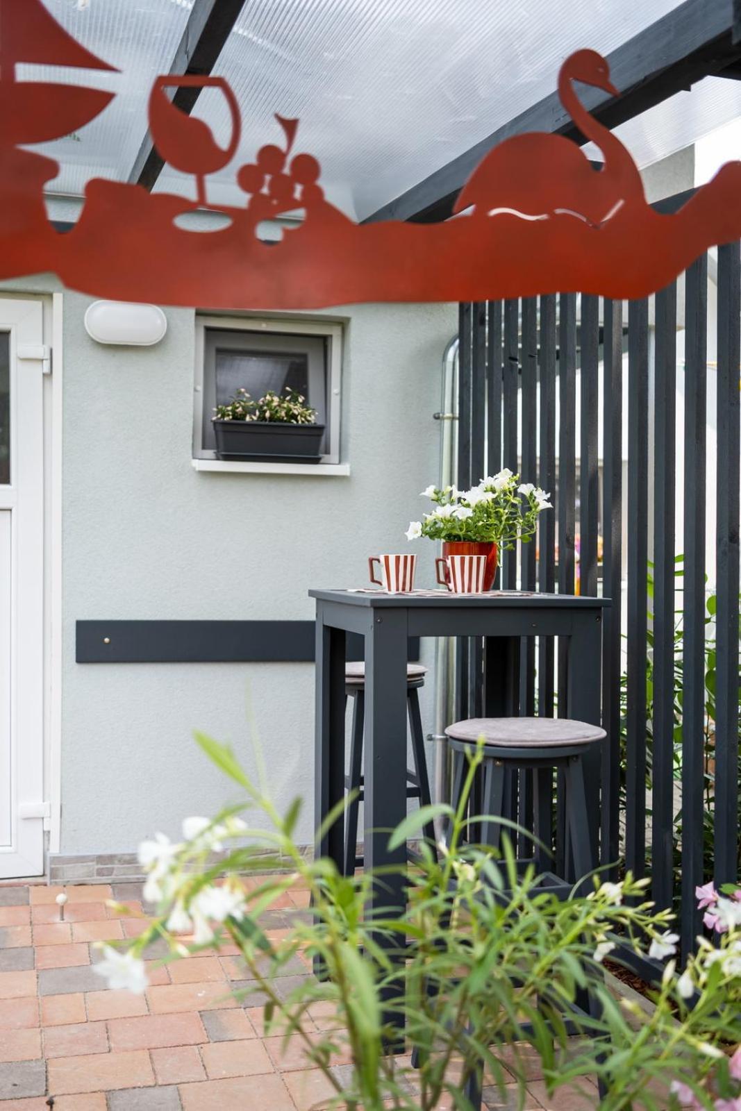 Szuerke Vendeghaz Balatonkenesen Apartment Ngoại thất bức ảnh
