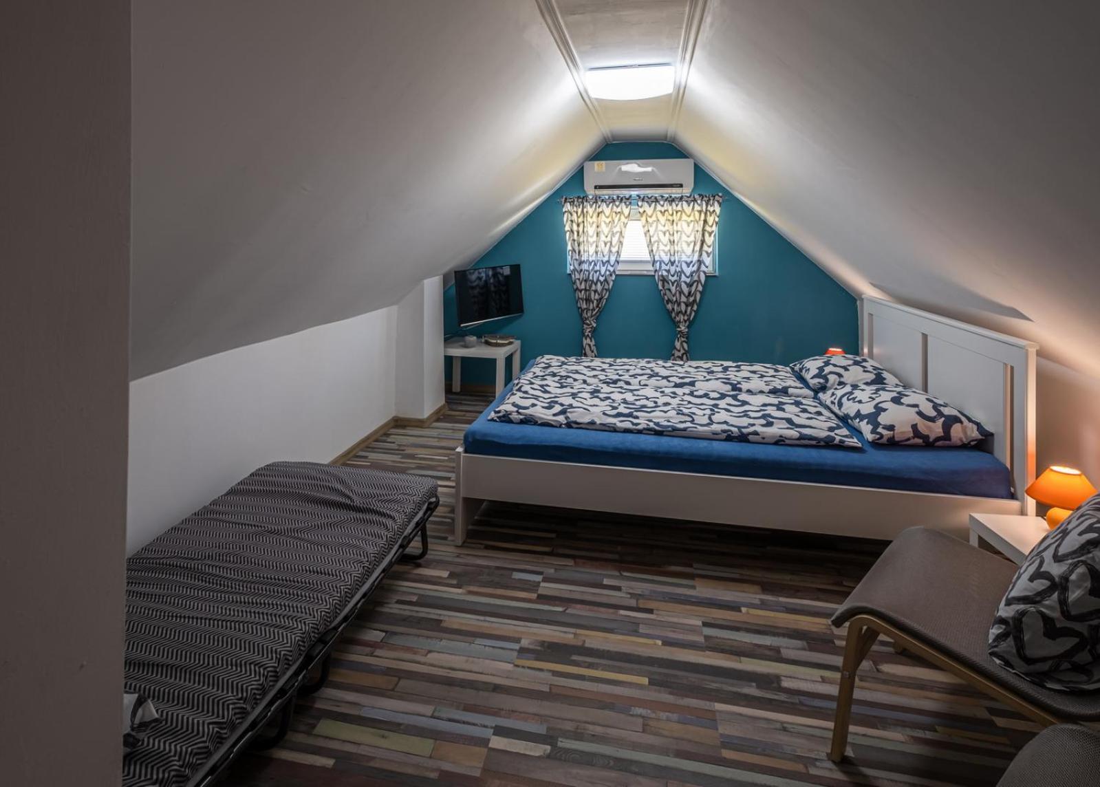 Szuerke Vendeghaz Balatonkenesen Apartment Ngoại thất bức ảnh