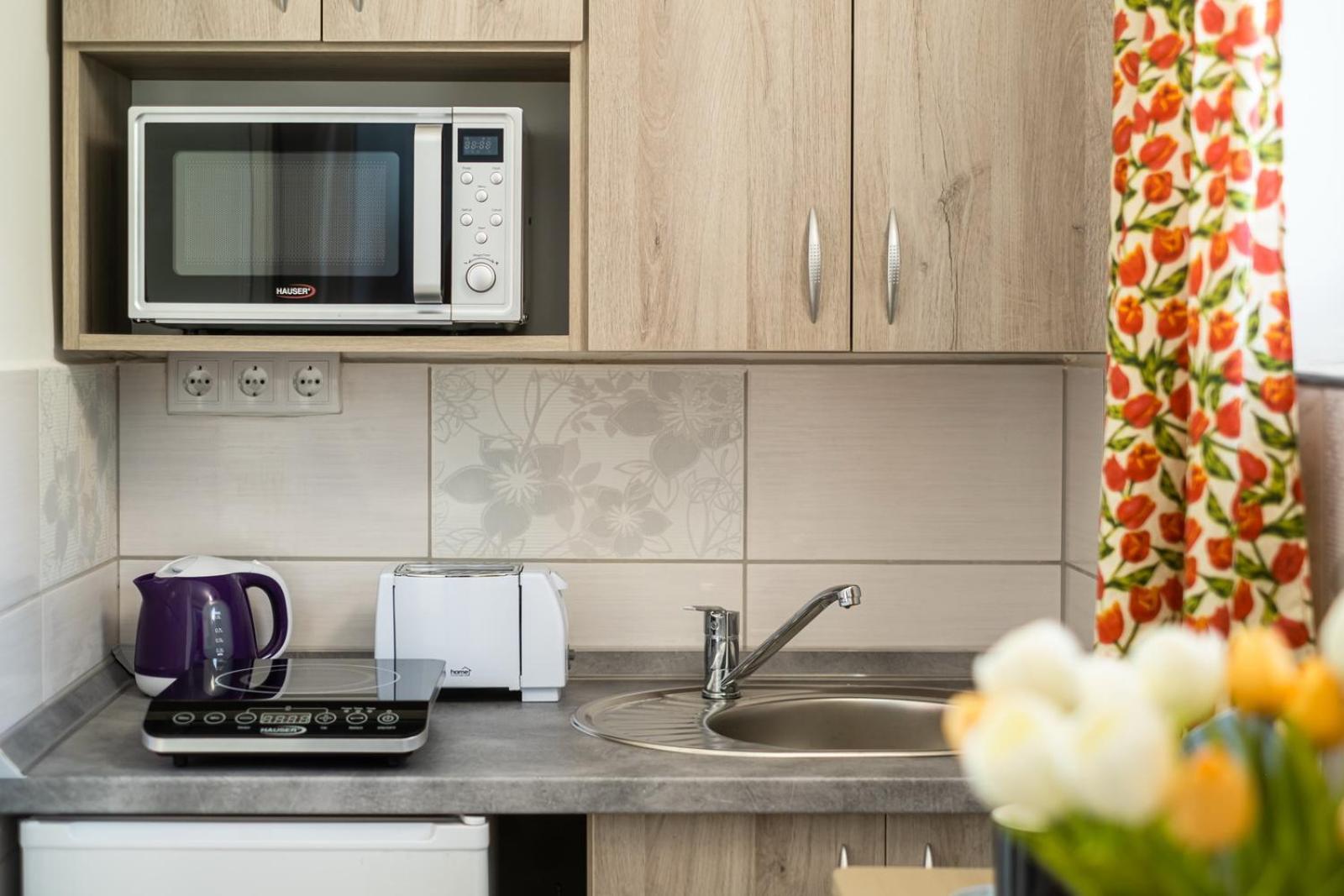 Szuerke Vendeghaz Balatonkenesen Apartment Ngoại thất bức ảnh